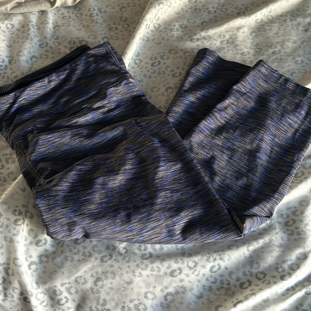 Moret Ultra Blue Cropped Stretch Leggings - Large